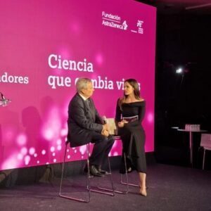 Ana Cuesta presentadora evento AstaZeneca Ana Cuesta presentadora evento AstaZeneca